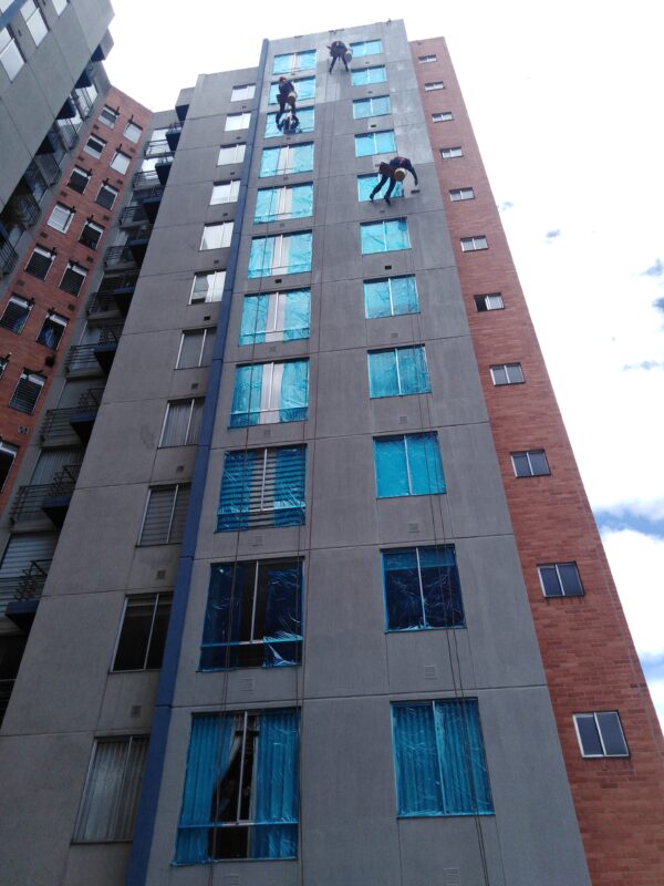 Pintura de fachadas apartamentos