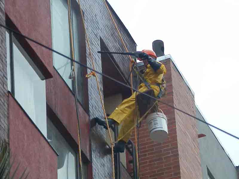 Lavado de fachadas en ladrillo Lavado de fachadas en ladrillo