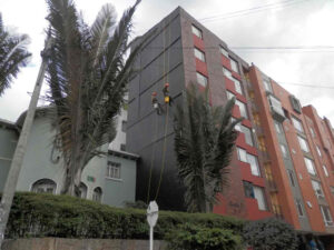 Mantenimiento y pintura de edificios